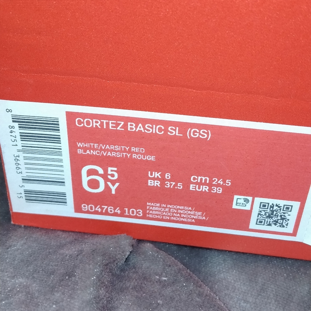 Nike Cortez Basic - image 6